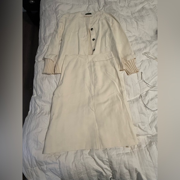🤍 She’s So Italian Wool Blend Skirt & Jacket Set | Size 42 (US 6) - Picture 2 of 16